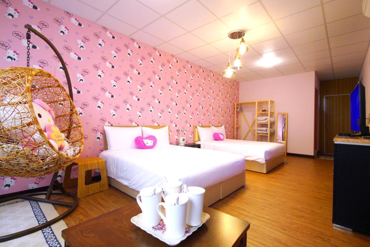 Traveler Station Hotel Kaohsiung Exterior photo