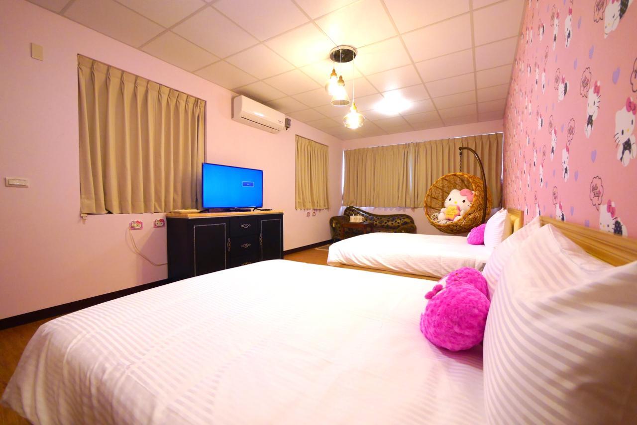 Traveler Station Hotel Kaohsiung Exterior photo